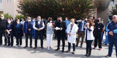 ​​​​​​​Atan: “Baksınlar arkalarına eserlerini görsünler”