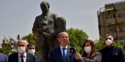 Cumhurbaşkanı Tatar, Dr. Küçük Anıtı’nı ziyaret ederek açıklama yaptı