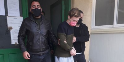 Satlaev, ‘tecavüz’ suçlamasıyla itham edildi