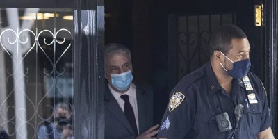 Trump’ın avukatı Giuliani’nin evinde arama yapıldı