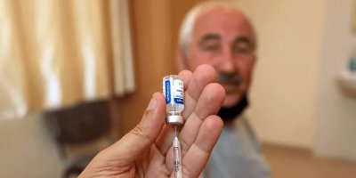 Muhtarlara ilk doz aşı yapılıyor