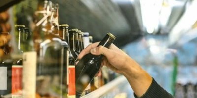 Türkiye Tekel Bayiler Platformu Başkanı Aybaş: Alkole zam geldi