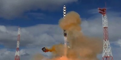 Rusya'nın bu yıl test etmeyi planladığı yeni kıtalararası füze, İngiltere'yi yok edebilecek kabiliyette