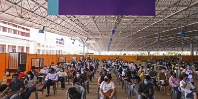 Hindistan'da günlük vaka sayısında yeni bir rekor kırıldı