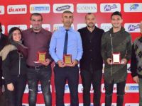 Başarılılar ödüllendirildi