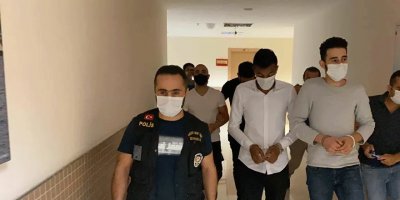 Soylu talimatı verdi, Sedat Peker'in Kadıköy'deki adamları Barış Atay'a saldırdı