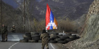 Azerbaycan 6 Ermeni askeri esir aldı