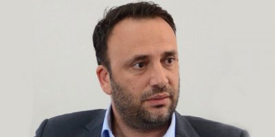 Hükümet yanlışta daha fazla ısrar etmemeli!