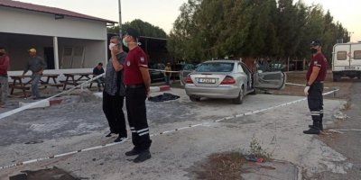 Araç içerisinde bir erkek cesedi bulundu