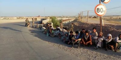 1000'den fazla Afgan askeri, Taliban'la çatışma sırasında Tacikistan topraklarına geçti