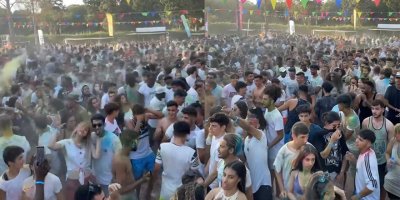 5 bin kişinin katıldığı festivale kim izin verdi...?