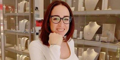 Girne Akay Optik Direktörü pozitif!