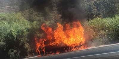 Salon araç tamamen yandı!