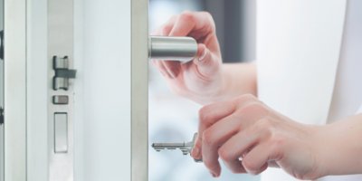 Kreşte çocuğu unutup okuldan ayrıldılar