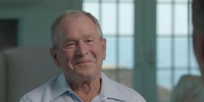 Bush: Afganistan'dan çekilmek hata