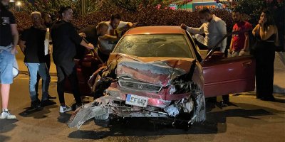 Erülkü Süpermarket önünde kaza: 3 yaralı