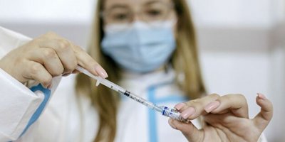 Prof. Akhan: Aşı olmayanlar virüse karşı çok savunmasız