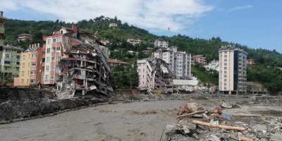 Sel felaketinde can kaybı 59'a yükseldi