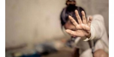 Torunu yaşındaki kızı taciz etti!