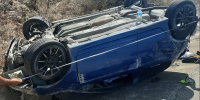 Direksiyon hakimiyetini kaybetti, takla attı