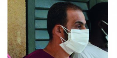 ‘Kendisine ekmek almadığı’ için eşine tecavüz etti