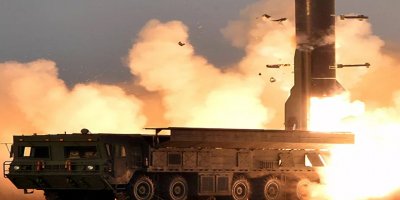 Tokyo'daki üçlü zirve sonrası Kuzey Kore'den yeni füze denemesi