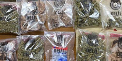 Araçta yaklaşık bir kilo hintkeneviri ele geçirildi