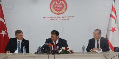 "Türk koltuk değnekleri düştü"