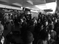 Dünyanın en yoğun havalimanındaki elektrik kesintisi ABD'yi felç etti