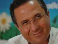 Perdikis, KKTC üzerinden araç ithal eden yasa dışı çetenin faaliyet gösterdiğine dair bilgi olup olmadığını sordu