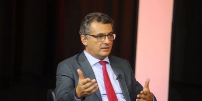 “Hükumet 2,5 aylık, hedefler minimum 2,5 yıllık”