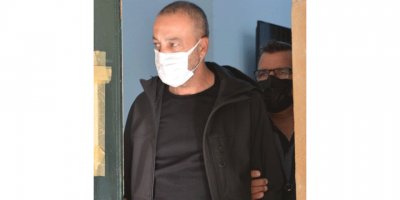 Sahte evrakla arsa aldı!