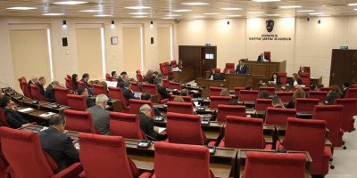 Güven oylaması yarın!