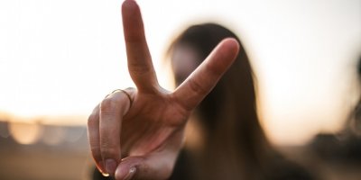 'Barış işareti’ yapmak suç mu?