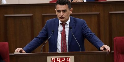 Bütçe açığı büyüyor!