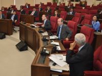 Kamu Sağlık Çalışanları ve Çiftçiler Birliği Yasaları oybirliğiyle onaylandı