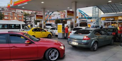 Benzin ve motorin fiyatı 10 liranın üzerine çıkıyor