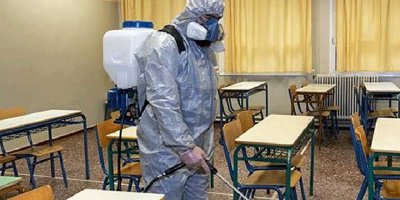 Koronavirüs okullarda “parti yapıyor”!