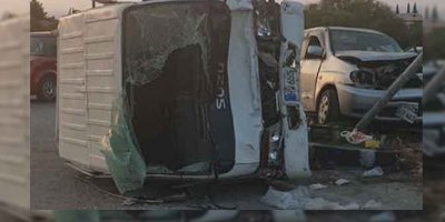 Girne Çevre Yolu’nda kaza: Araç yan yattı