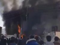 Barzani'ye şok üzerine şok! KDP binası ateşe verildi