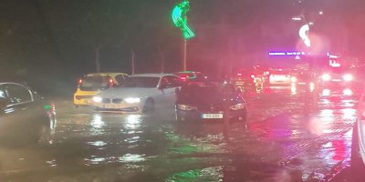 Bazı yollar trafiğe kapatıldı