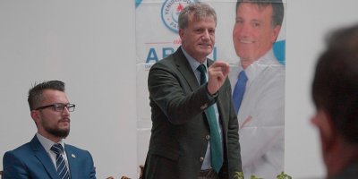 Arıklı: Anavatan sözünün eri politikacı istiyor