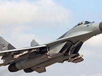 Polonya'da savaş uçağı düştü