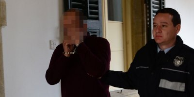 Ülkeye cinsel gücü artırıcı ilaçlarla giriş yapmak istedi!