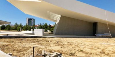 Rauf Denktaş'ın anıt mezarını yine su bastı