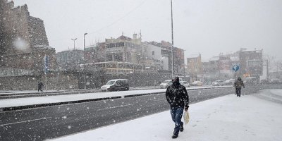 İstanbul'da kar yağışı başladı