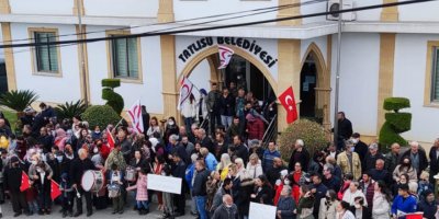 Tatlısu’da 'Belediyene sahip çık' eylemi yapıldı