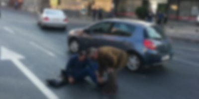 Araç yayaya çarptı!