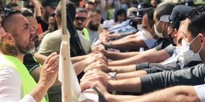 Meclis önünde gerginlik!