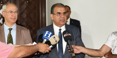 Sucuoğlu: "İki başlılık partiye zarar veriyor, istifa ediyorum